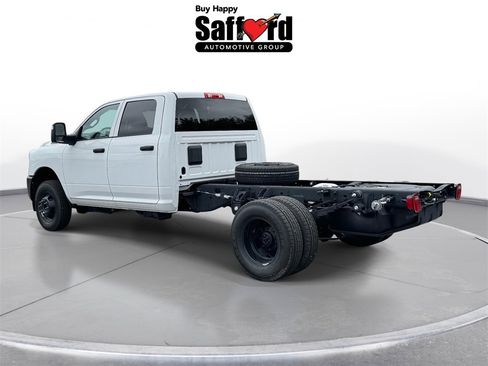 New 2025 RAM 3500 Tradesman image 5