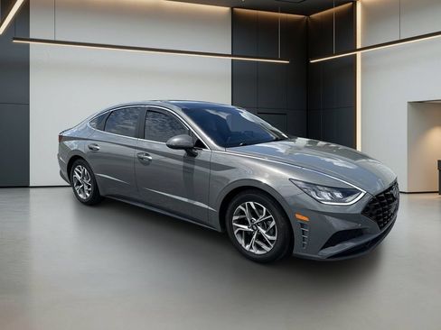 Used 2023 Hyundai Sonata SEL w/ Convenience Package FWD image 8
