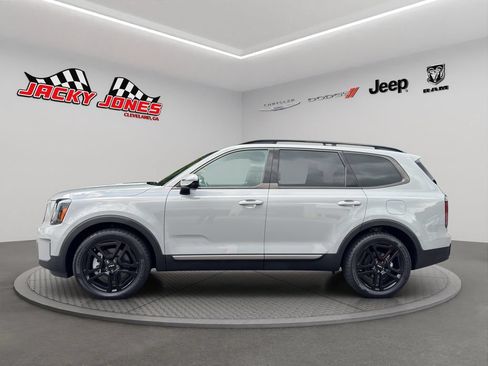 Used 2023 Kia Telluride SX Prestige X-Line AWD/4WD image 3