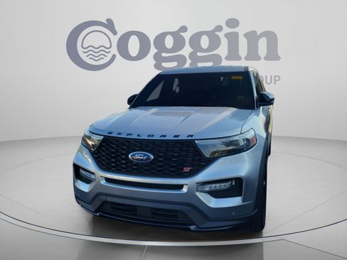 Used 2022 Ford Explorer ST w/ Equipment Group 401A AWD/4WD image 9