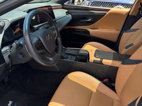 Used 2022 Lexus ES 350 w/ Premium Package FWD image 6