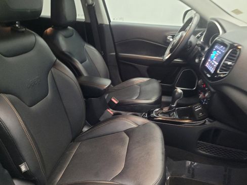Used 2018 Jeep Compass Limited w/ Navigation Group image 21