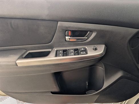 Used 2015 Subaru Crosstrek 2.0i Premium image 25