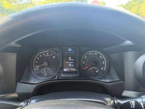 Used 2021 Toyota Tacoma SR w/ SX Package image 15