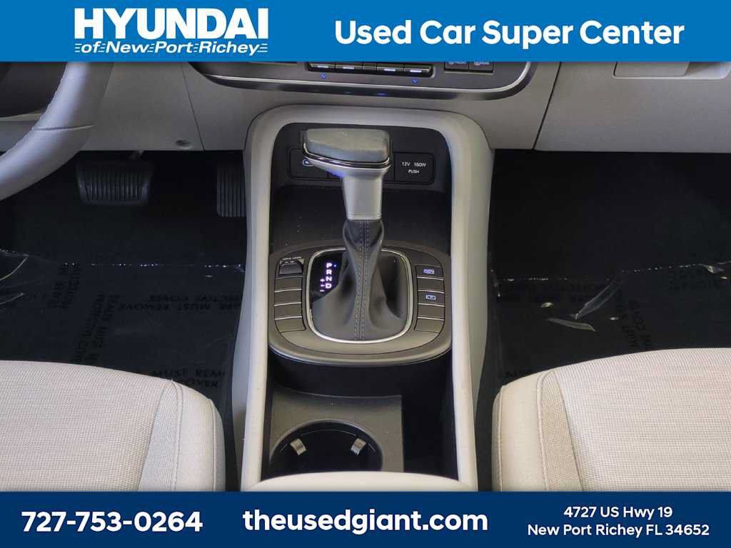 Certified 2025 Hyundai Kona SEL FWD image 20