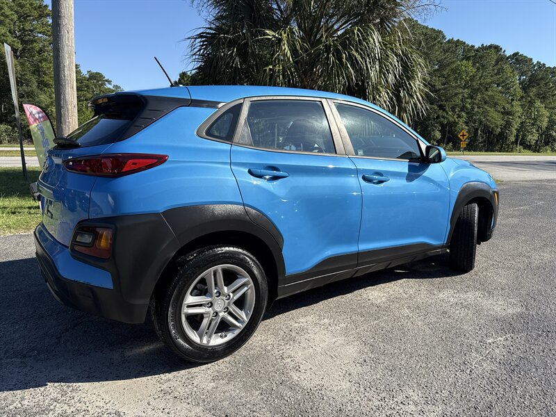 Used 2019 Hyundai Kona SE FWD image 4