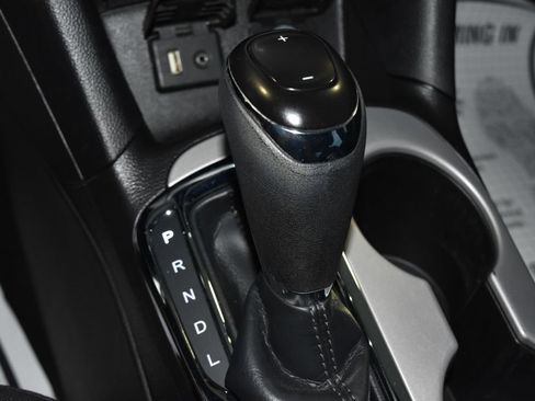 Used 2017 Chevrolet Cruze LS FWD image 17