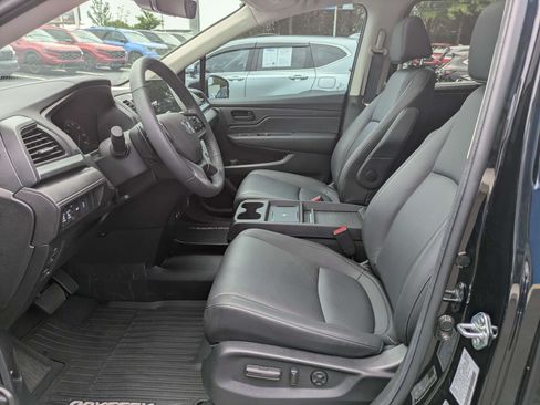 Certified 2026 Honda Odyssey EX-L image 28