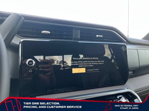 New 2026 GMC Sierra 2500 Denali w/ Denali Reserve Package AWD/4WD image 31