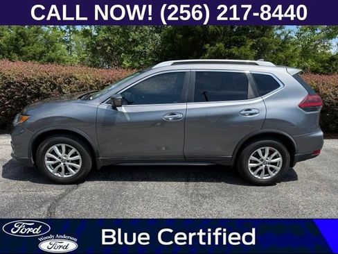 Used 2018 Nissan Rogue SV FWD image 3