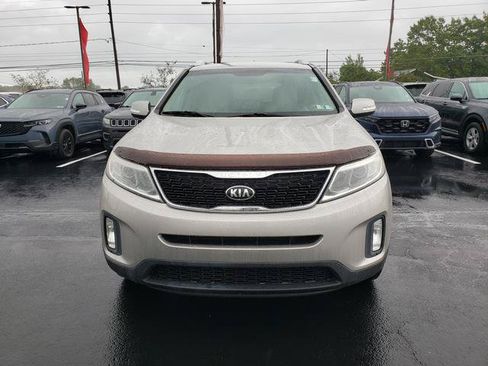 Used 2015 Kia Sorento LX AWD/4WD image 9