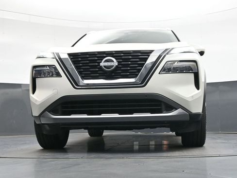 Used 2023 Nissan Rogue SL w/ SL Premium Package FWD image 45