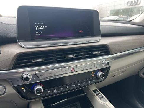 Used 2022 Kia Telluride SX w/ SX Prestige Package image 17