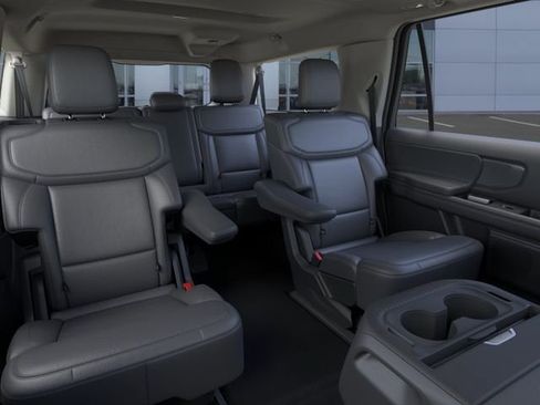 New 2026 Ford Expedition Max Active AWD/4WD image 11