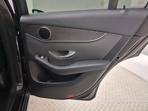 Used 2022 Mercedes-Benz GLC 300 GLC 300 image 31