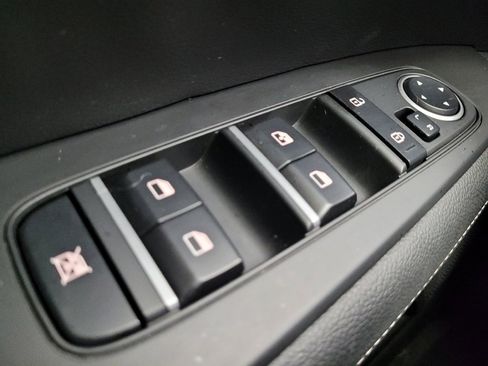 Used 2023 Kia Forte GT-Line w/ GT-Line Technology Package image 27