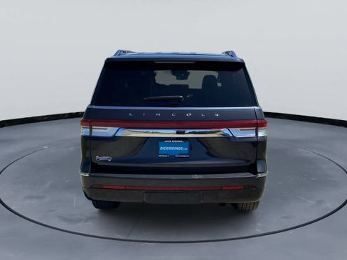 Used 2024 Lincoln Navigator Reserve AWD/4WD image 7