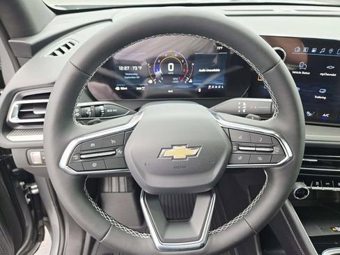 New 2026 Chevrolet Traverse LT w/ LPO, Floor Liner Package image 17