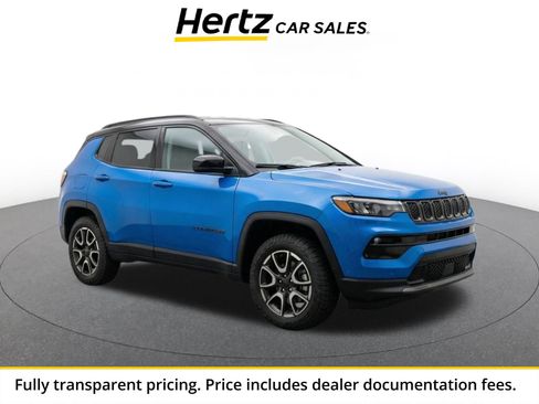 Used 2025 Jeep Compass Trailhawk AWD/4WD image 1