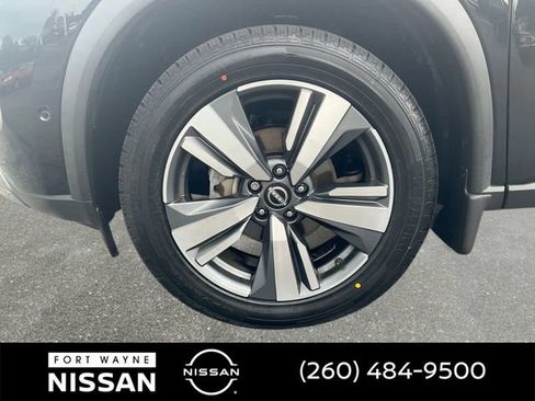 Certified 2023 Nissan Rogue SL w/ SL Premium Package AWD/4WD image 11