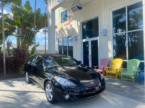 Used 2006 Toyota Solara SE image 2