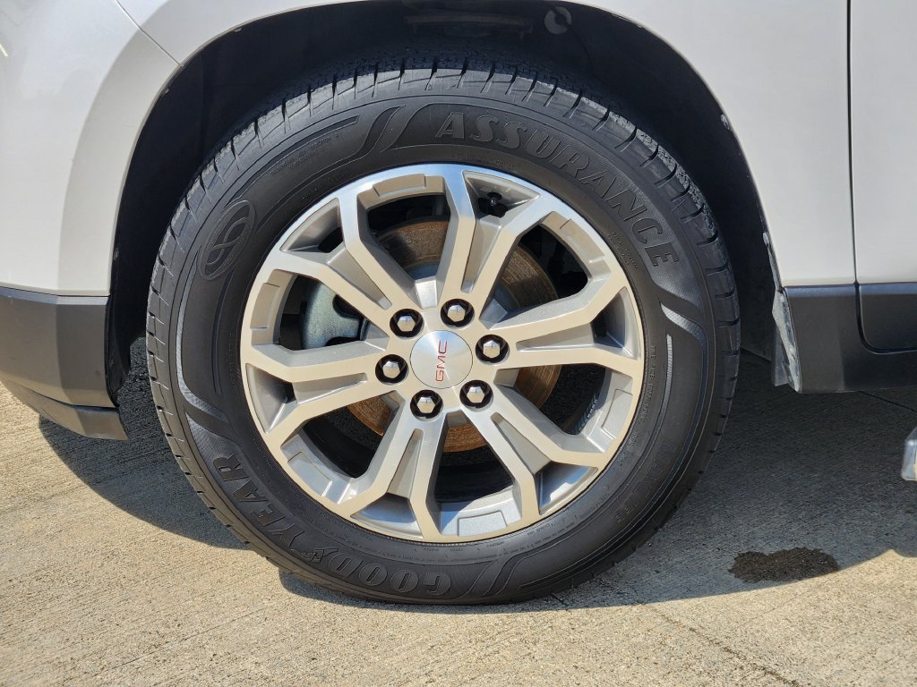 Used 2016 GMC Acadia SLT w/ Open Road Package FWD image 10
