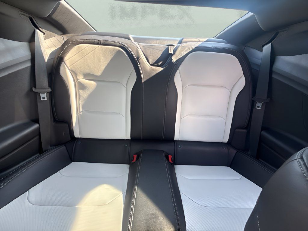 Used 2021 Chevrolet Camaro SS RWD image 11