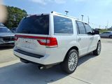 Used 2017 Lincoln Navigator Reserve image 5