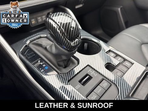 Used 2023 Toyota Highlander XLE image 8
