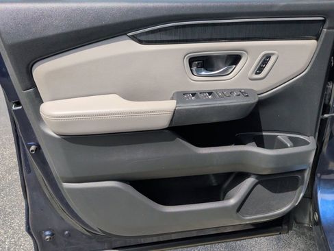 Used 2023 Honda Pilot Elite image 13
