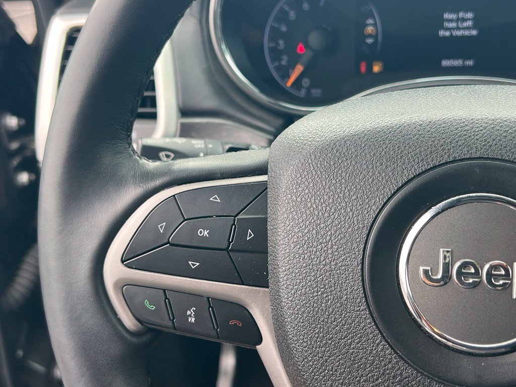 Used 2018 Jeep Grand Cherokee Limited AWD/4WD image 19