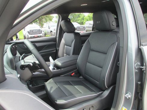 New 2026 Buick Enclave Sport Touring FWD image 12