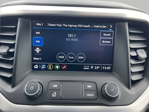 Used 2023 GMC Acadia SLE w/ Driver Convenience Package image 11