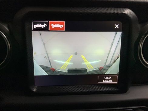 Used 2021 Jeep Gladiator Rubicon image 24