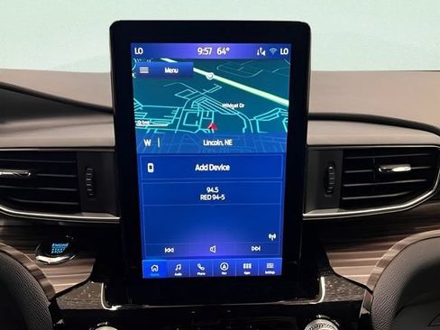 Used 2022 Ford Explorer Limited w/ Limited Technology Package AWD/4WD image 29