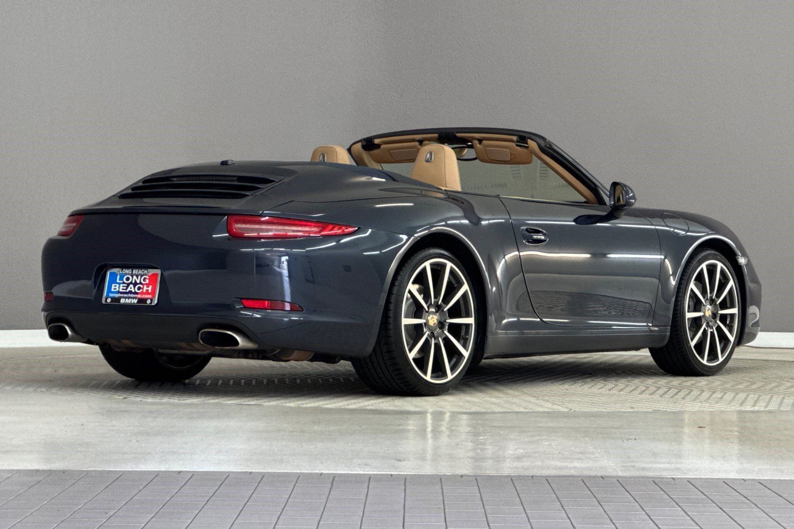 Used 2015 Porsche 911 Carrera RWD image 9