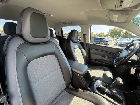 Used 2016 Chevrolet Colorado Z71 AWD/4WD image 20