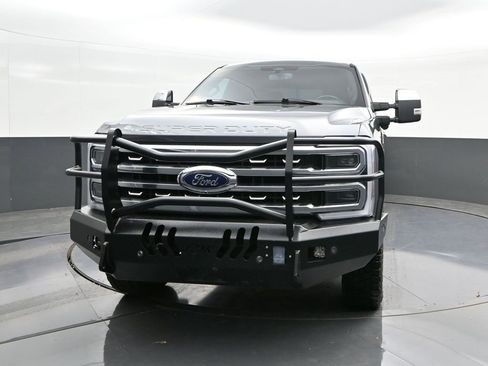 Certified 2023 Ford F250 Platinum image 28