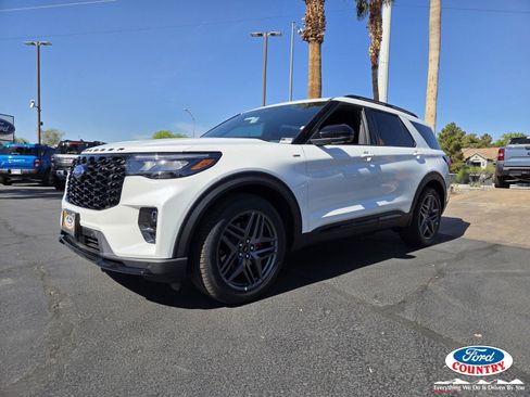 New 2026 Ford Explorer ST-Line w/ ST-Line Street Pack RWD image 2