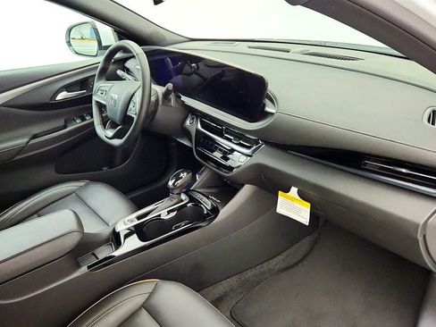 Used 2024 Buick Envista Avenir FWD image 24