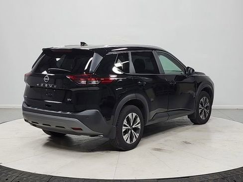Used 2023 Nissan Rogue SV w/ SV Premium Package FWD image 7
