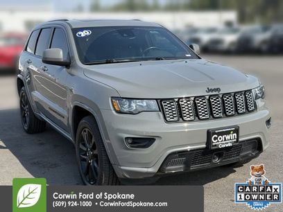 Used 2020 Jeep Grand Cherokee Altitude