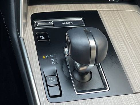 Certified 2025 MAZDA CX-90 Plug-In Hybrid w/Premium Sport image 26