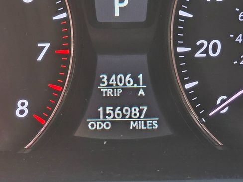 Used 2010 Lexus LS 460 w/ Luxury Value Edition RWD image 19