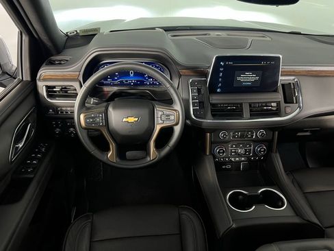 Used 2024 Chevrolet Tahoe High Country w/ Premium Package image 12