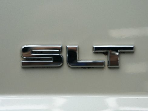 Used 2015 GMC Yukon SLT w/ Open Road Package image 10