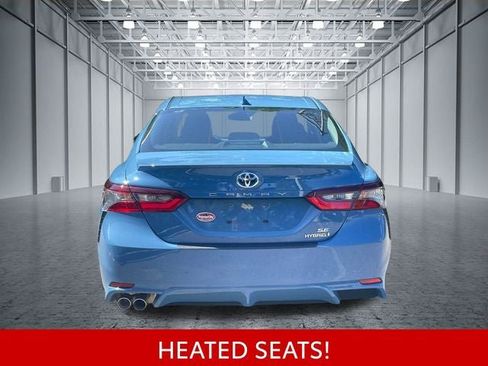 Used 2024 Toyota Camry SE w/ Cold Weather Package FWD image 10