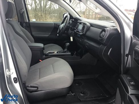 Used 2023 Toyota Tacoma SR image 18