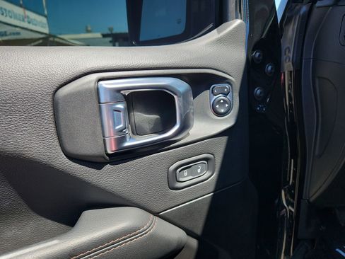 Certified 2021 Jeep Wrangler Unlimited Rubicon AWD/4WD image 15