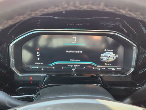 Used 2024 Chevrolet Silverado 1500 LT w/ Z71 Off-Road Package image 17